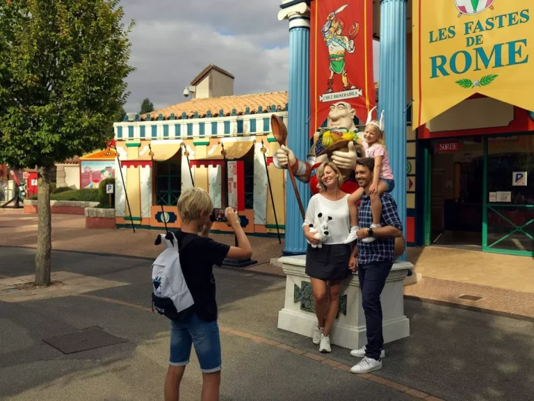 Aux Fesses de Rome : Caesar sandwiches parc asterix